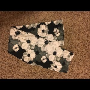 Agnes and Dora leggings